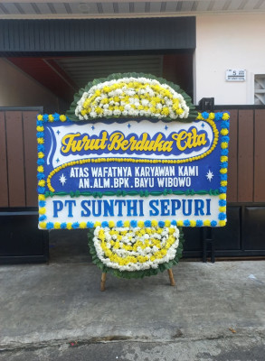 Papan Bunga Duka di Nambo Udik