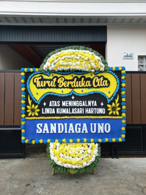 Papan Bunga Duka di Nambo Udik